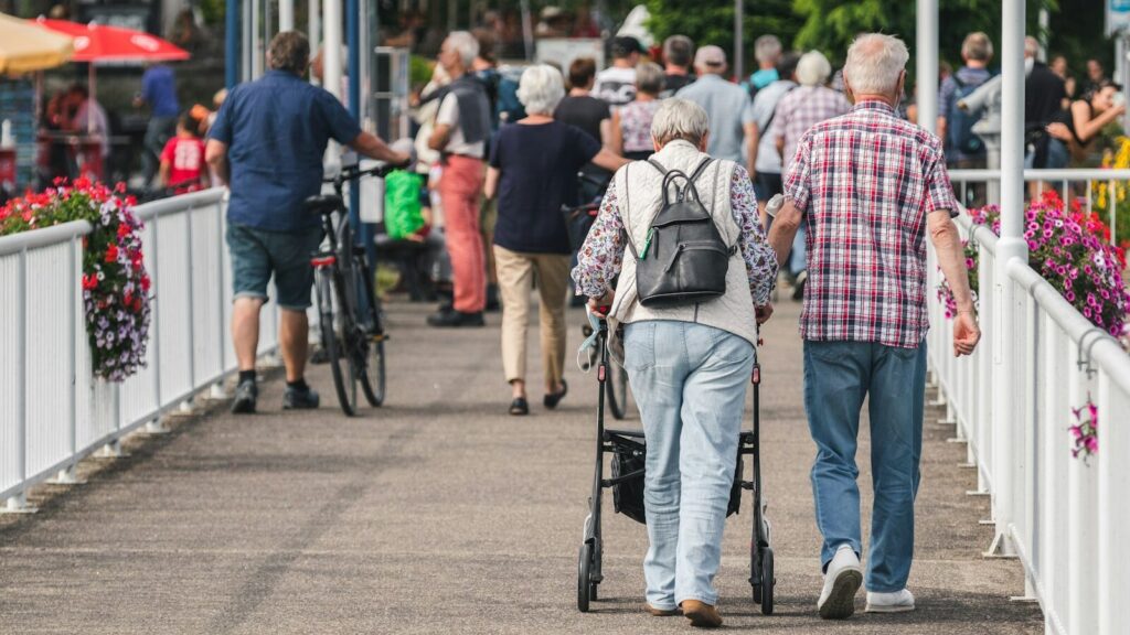 Novi Beograd okupio penzionere na tribini „Penzioneri-oslonac društva“